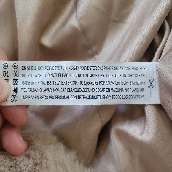 Forever 21 Cream Faux Fur Winter Jacket Preppy City Chic M - Picture 12 of 13